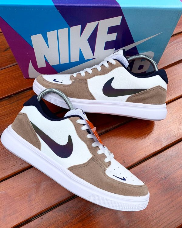 Nike SB - Cinza Refletivo