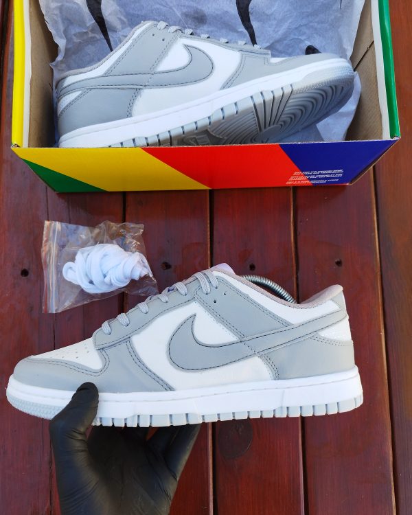 Nike Dunk - Branco e Bege - Image 2