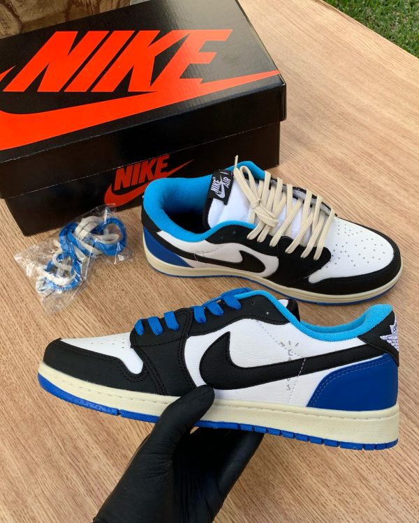 Nike Air Jordan - Branco e Azul