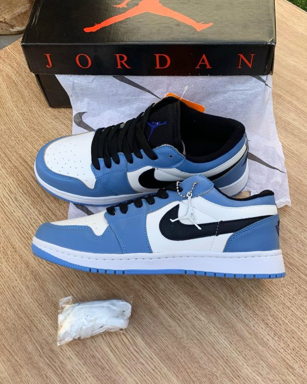 Nike Jordan - Azul Bebê