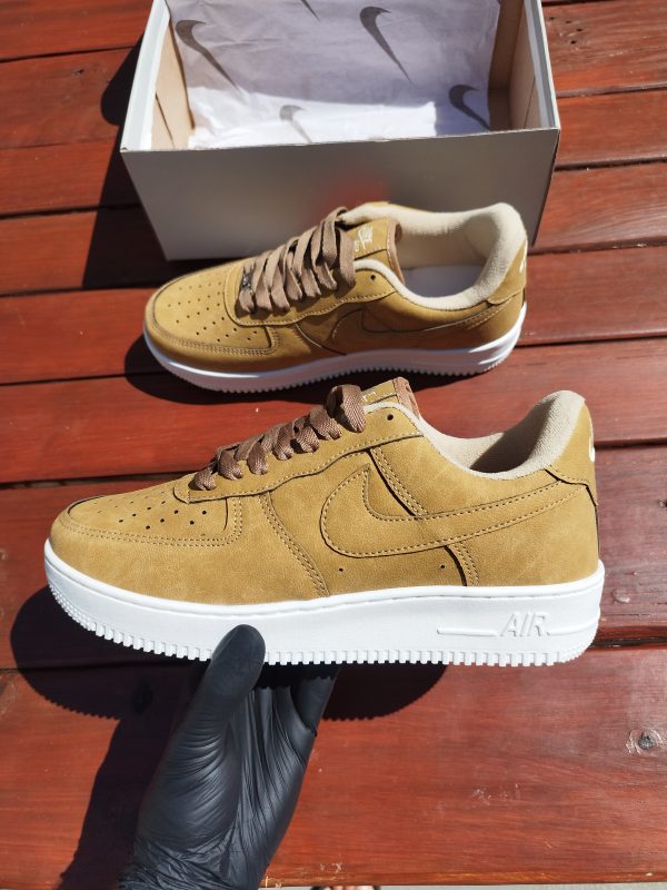 Nike Air Force AF1 - Marrom Claro