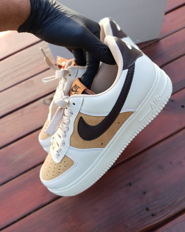 Nike Air Force - Branco e Bege - Image 2