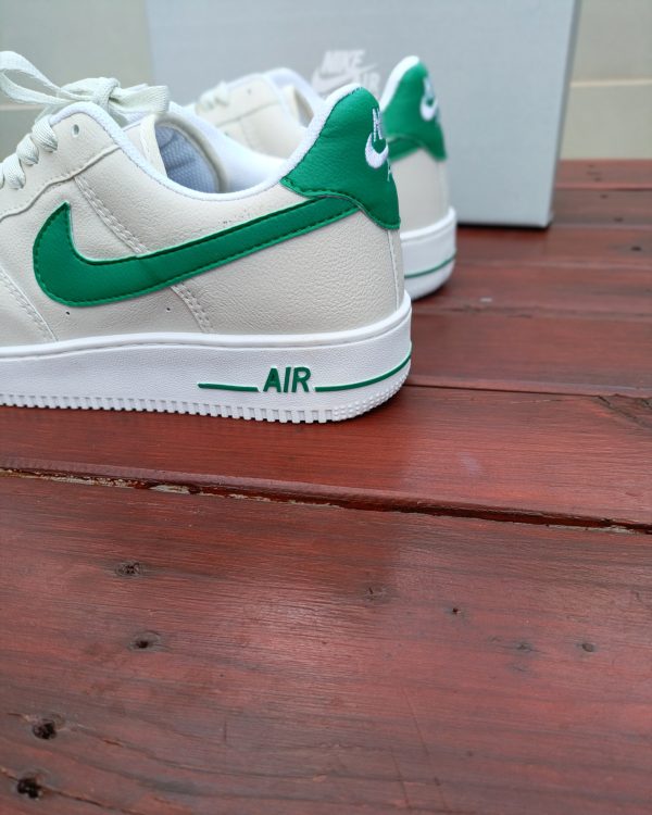 Nike Air Force - Branco e Verde - Image 2