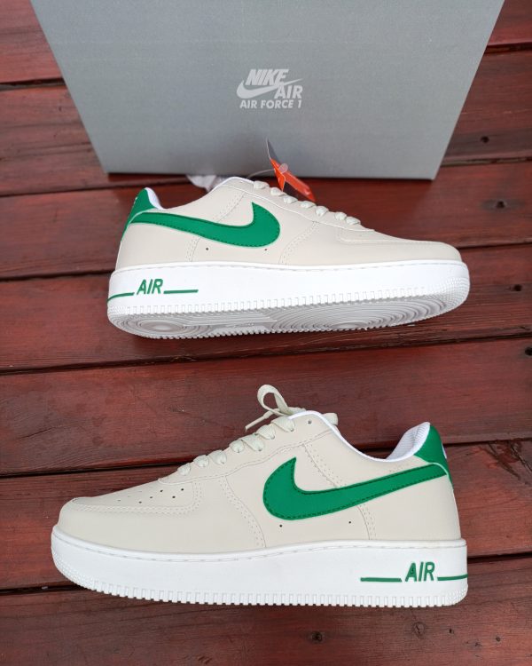 Nike Air Force - Branco e Verde